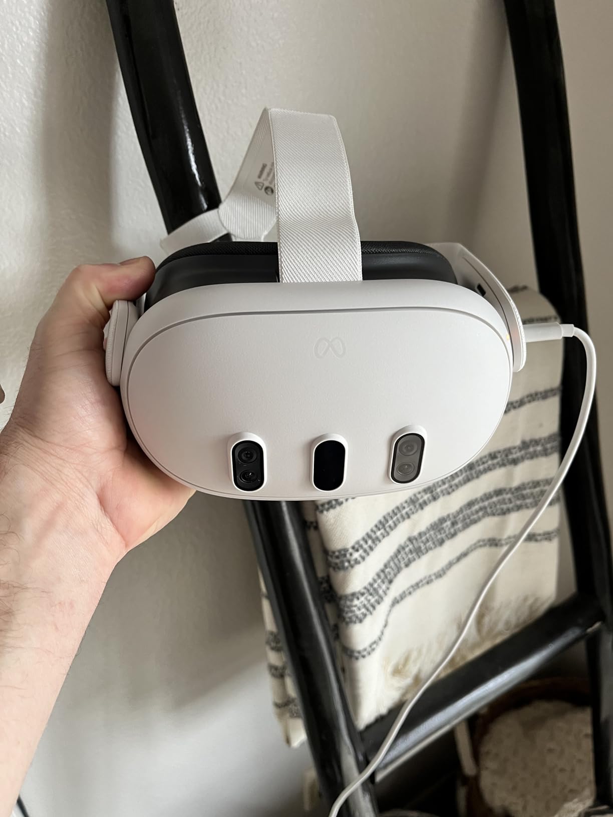 Quest 3 128GB or 512GB �?Breakthrough Mixed Reality �?Powerful Performance