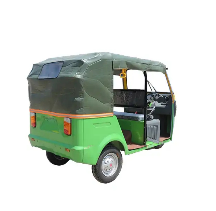 Gas powered rickshaw indian bajaj tricycle